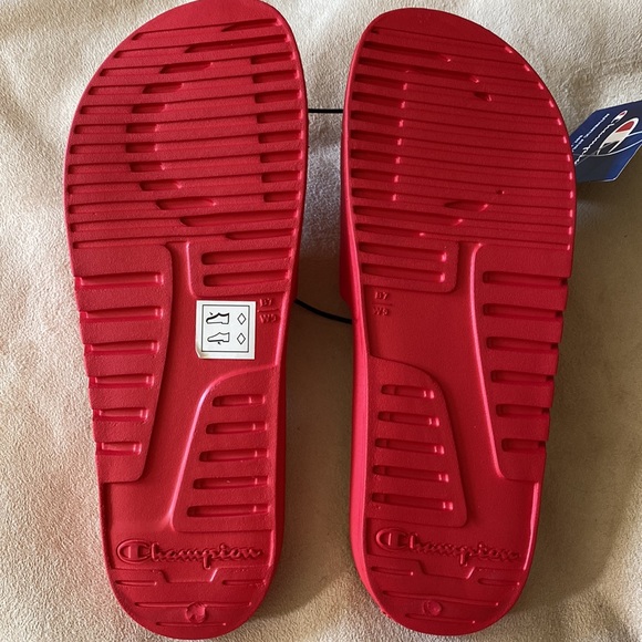 Champion Women’s The Takeover Slide Sandal - Picture 5 of 7